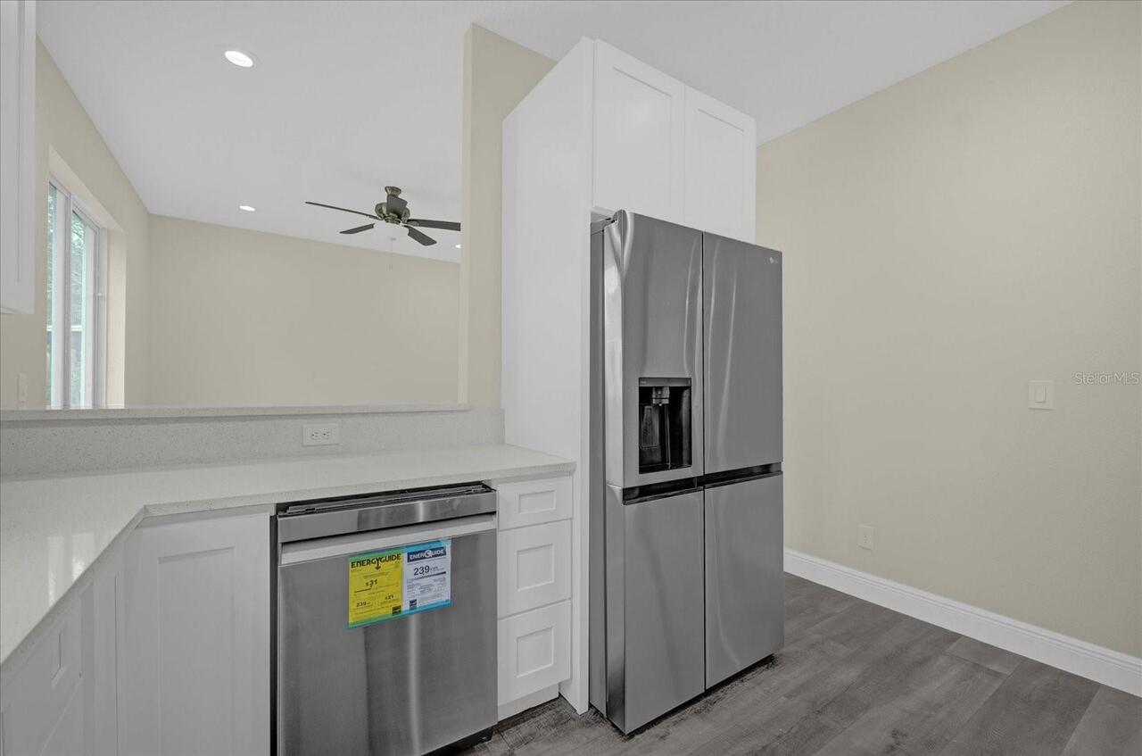Listing Photo 9