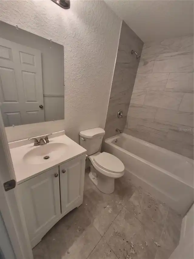 Listing Photo 14