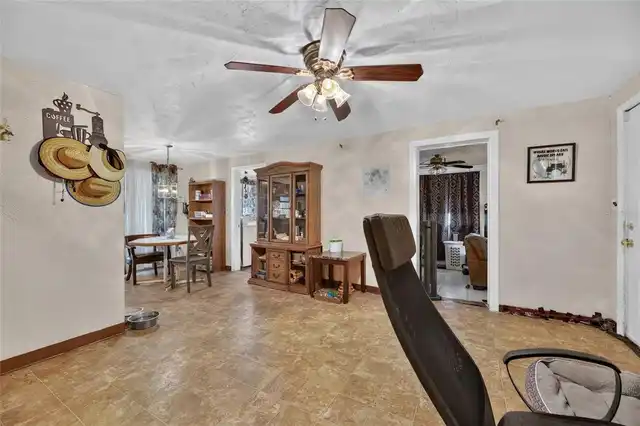 Listing Photo 7