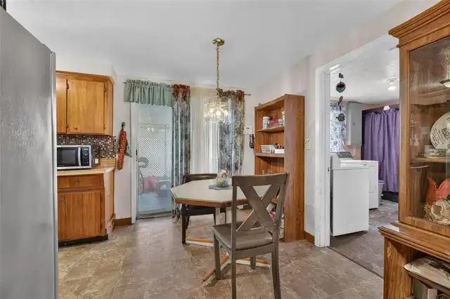 Listing Photo 8
