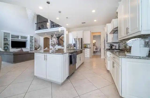 Listing Photo 18