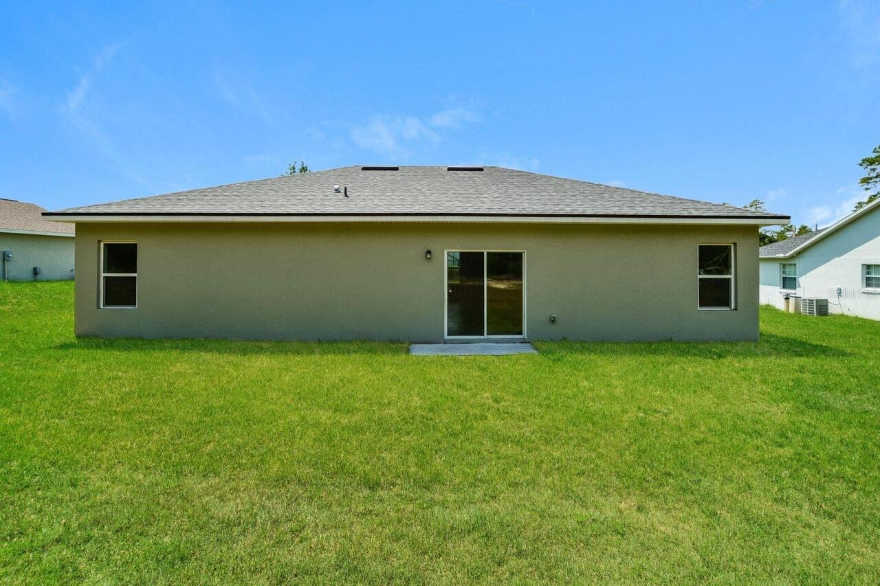 Listing Photo 8