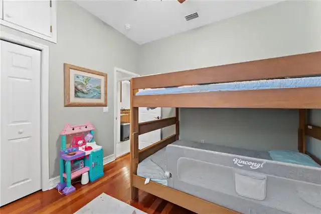 Listing Photo 29