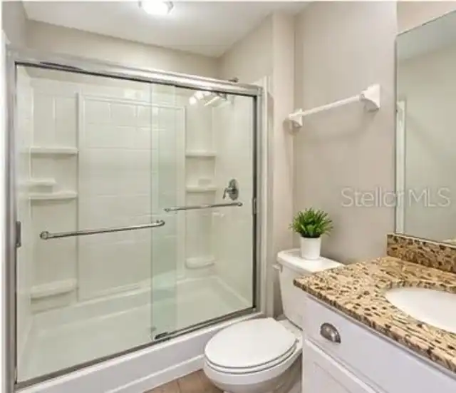 Listing Photo 11