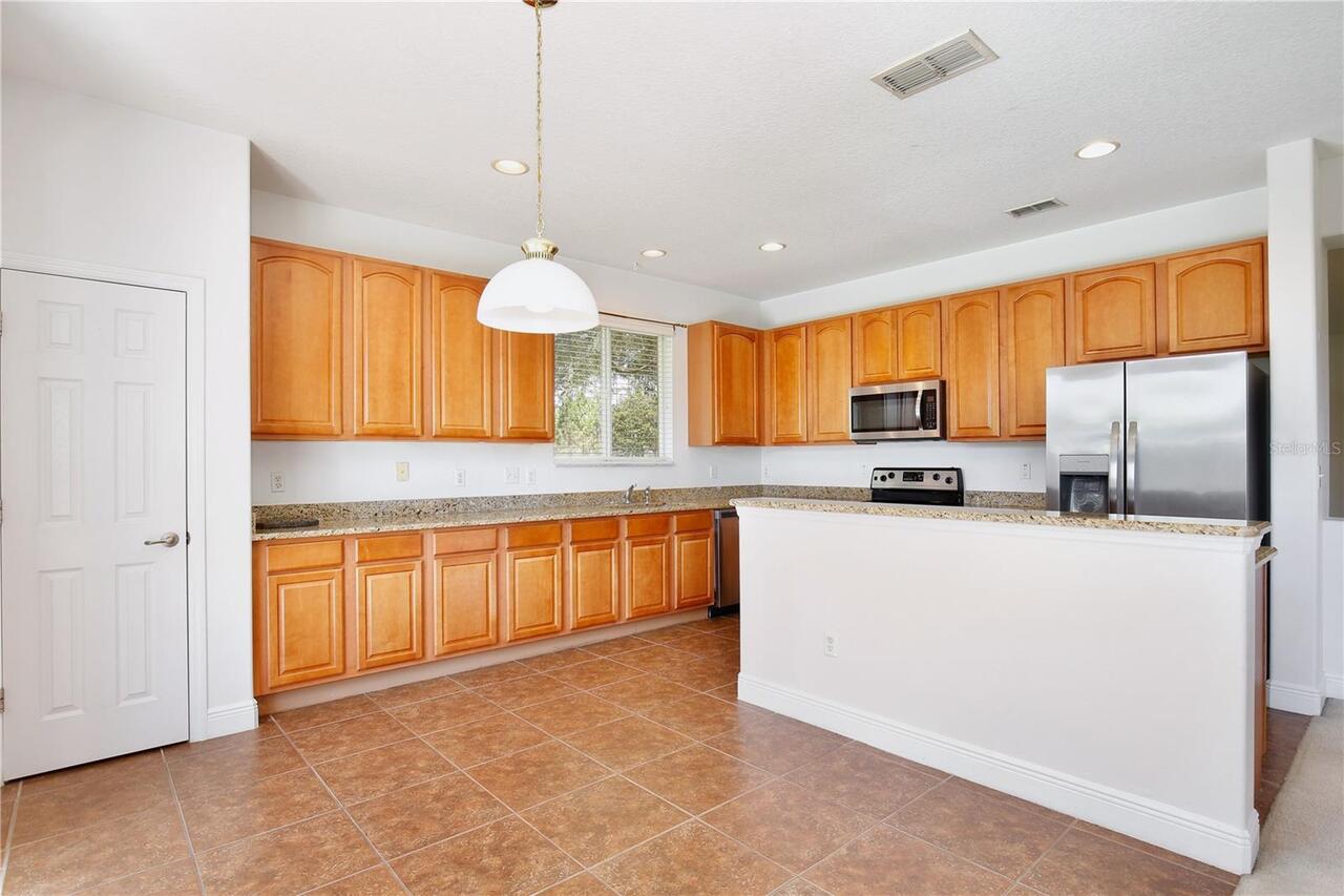 Listing Photo 9