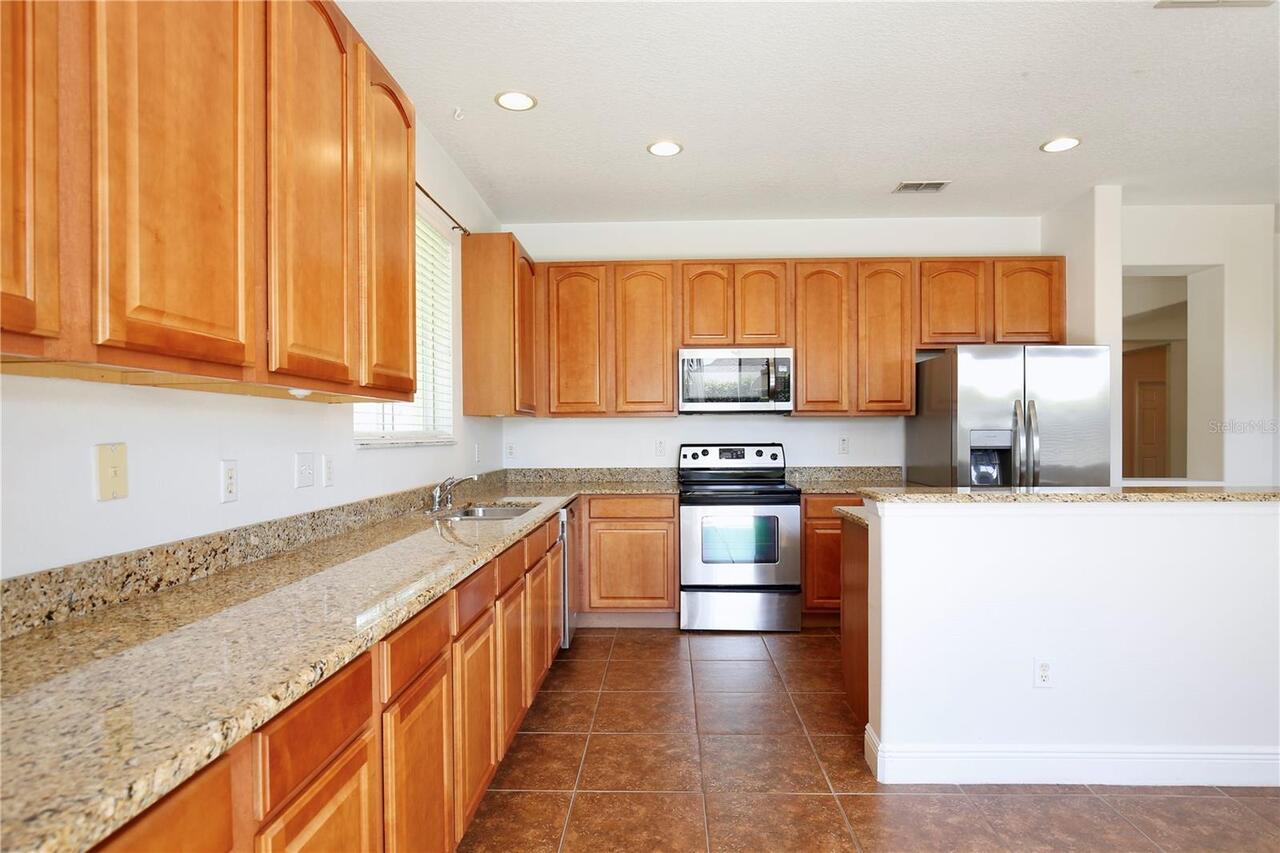 Listing Photo 10