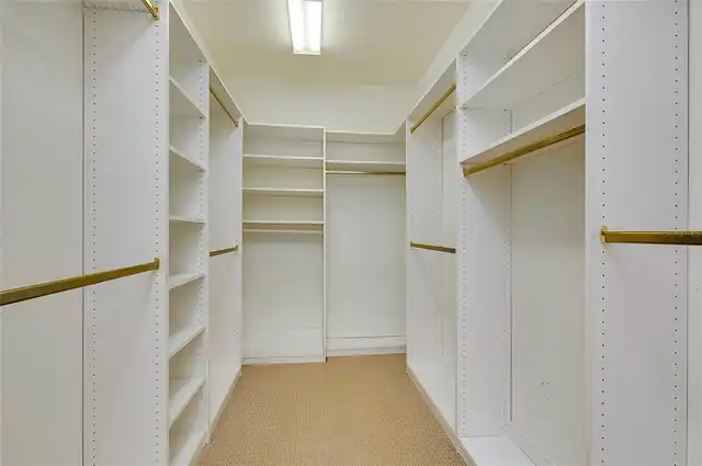 Listing Photo 33