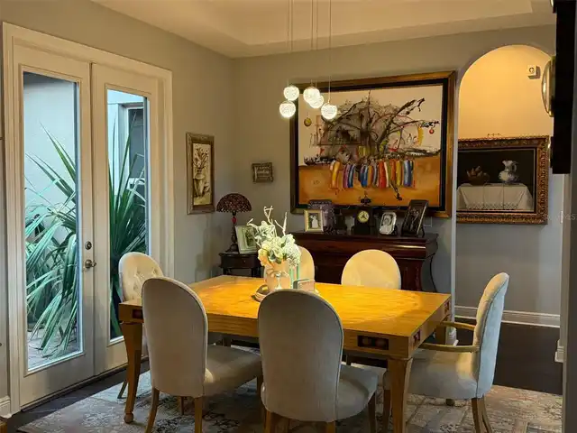 Listing Photo 9