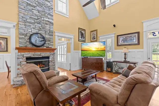 Listing Photo 21