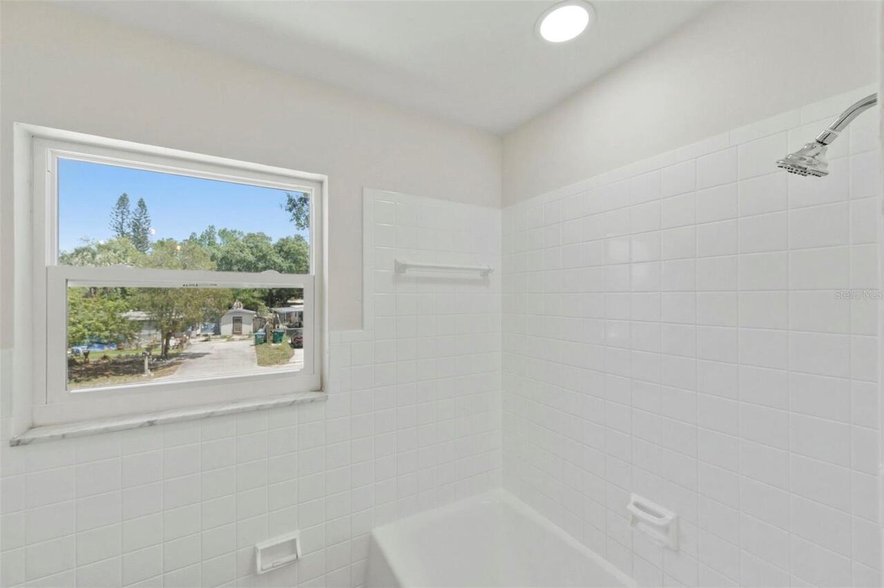 Listing Photo 34
