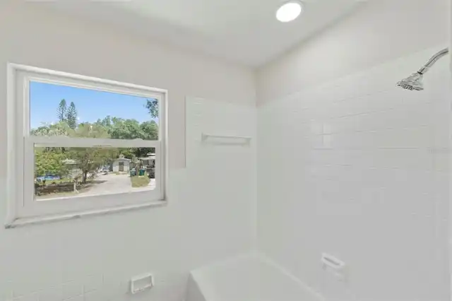 Listing Photo 34