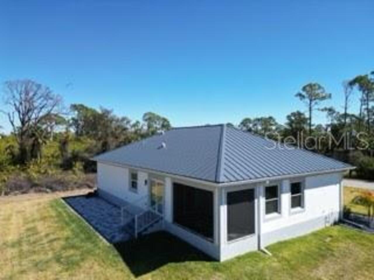 Listing Photo 9