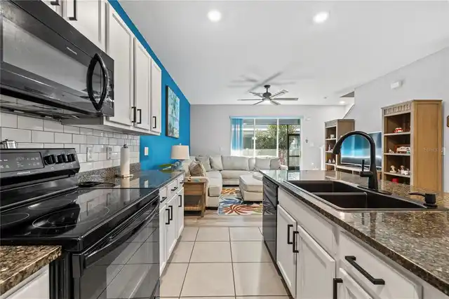 Listing Photo 11