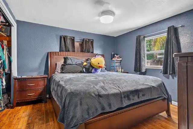 Listing Photo 10
