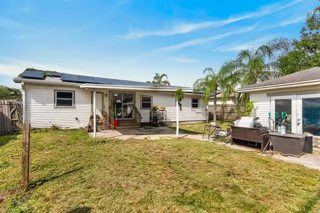 Listing Photo 16