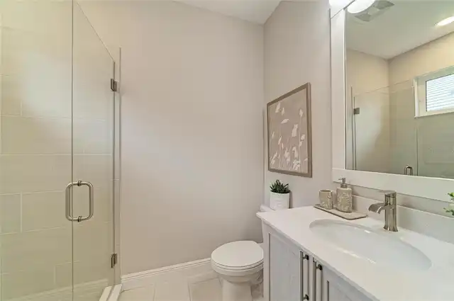 Listing Photo 25