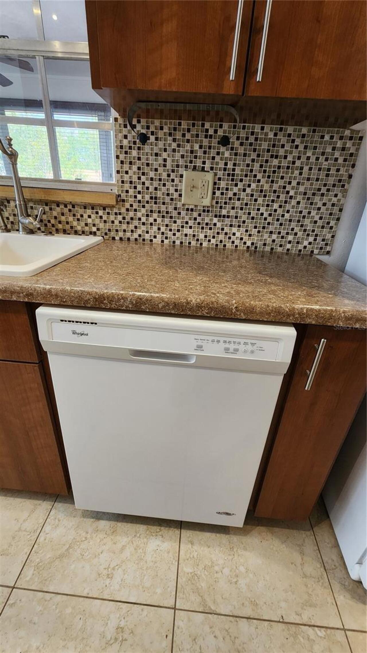 Listing Photo 16