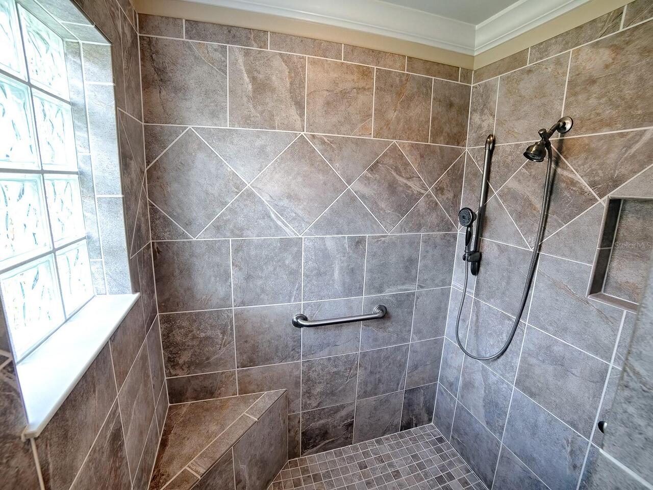 Listing Photo 28
