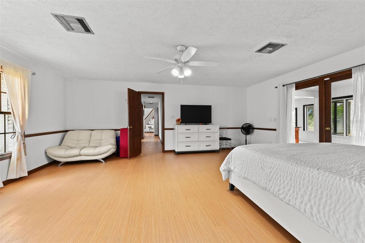 Listing Photo 37