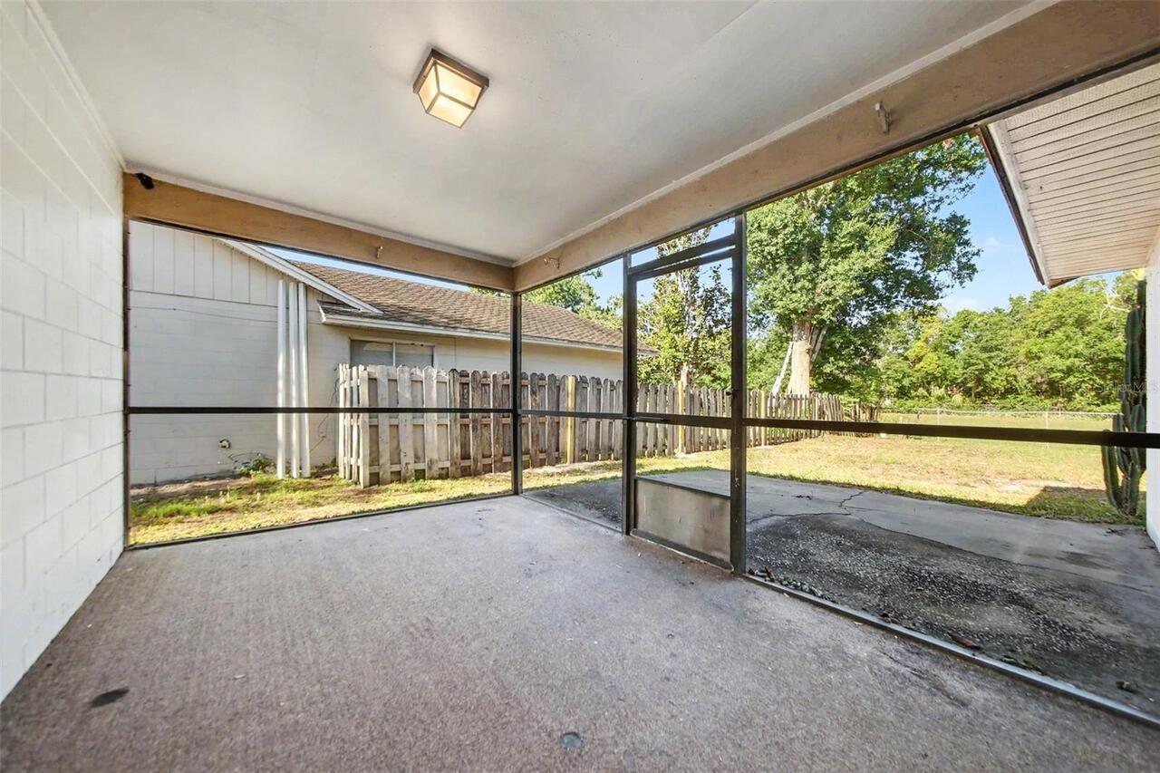 Listing Photo 14