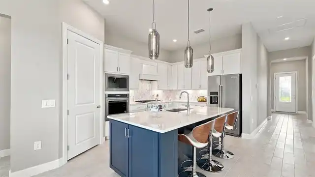Listing Photo 16