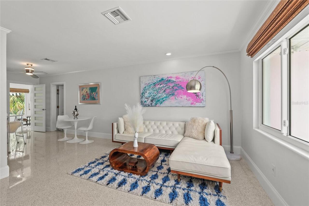 Listing Photo 15