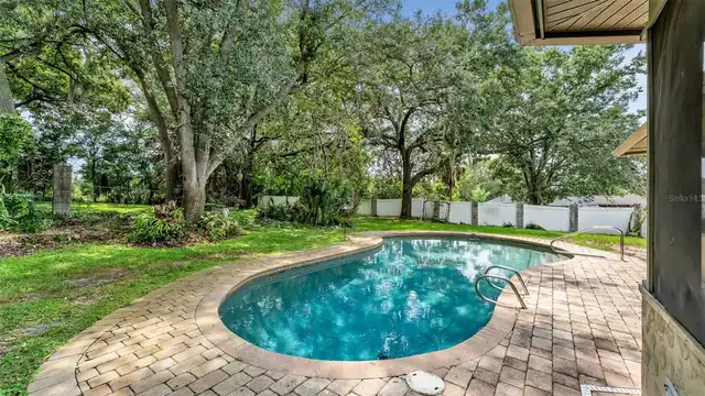 Listing Photo 37