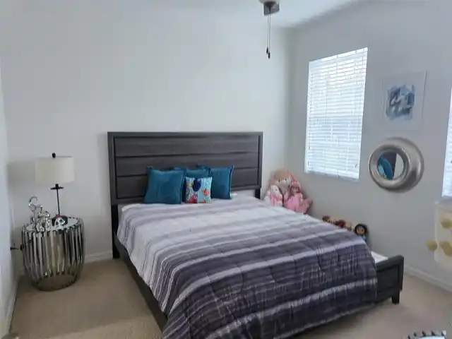 Listing Photo 8