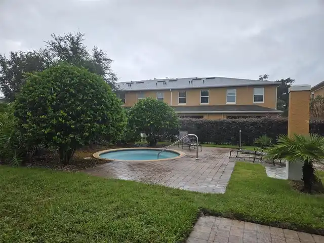 Listing Photo 16