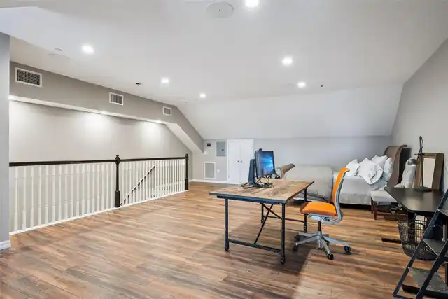 Listing Photo 19