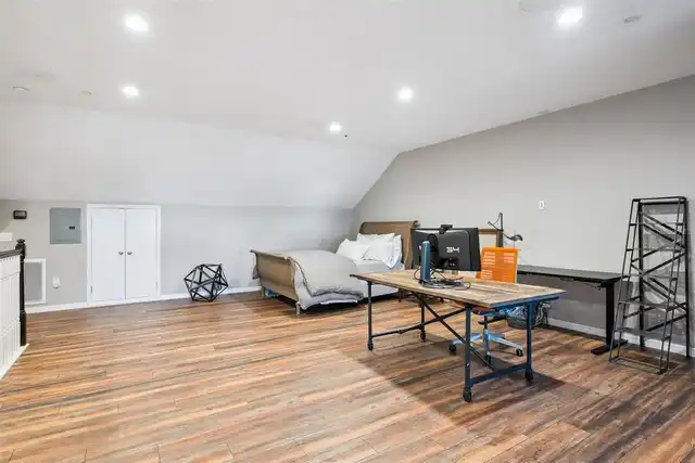 Listing Photo 22