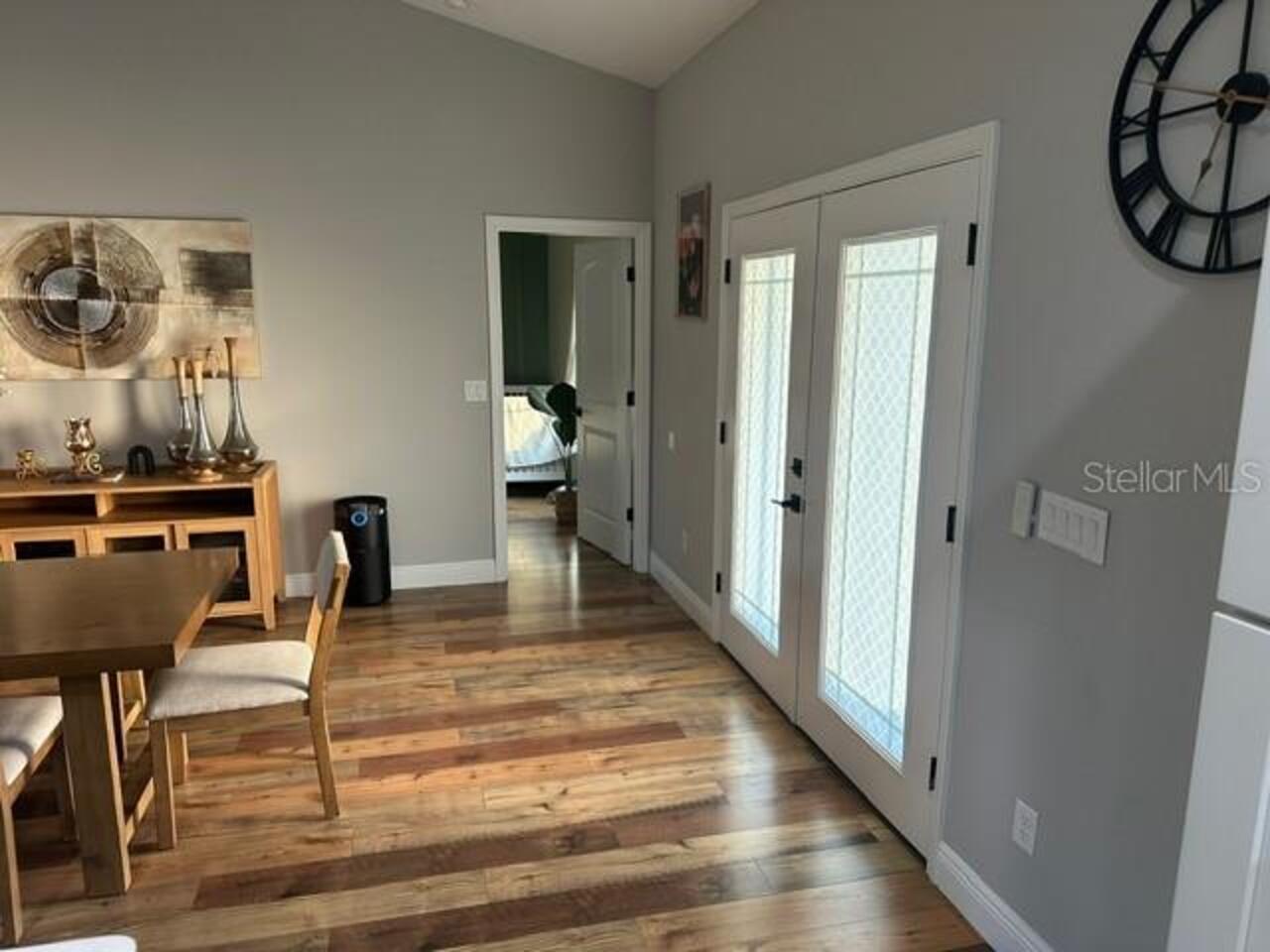 Listing Photo 9