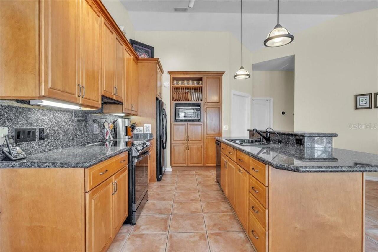 Listing Photo 17