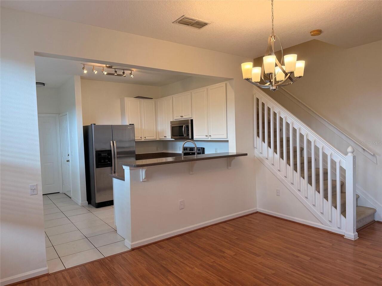 Listing Photo 8