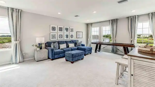 Listing Photo 11