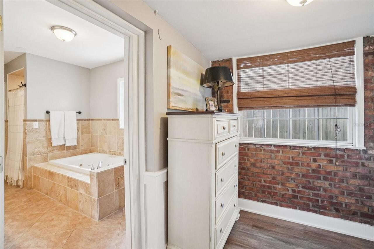 Listing Photo 31