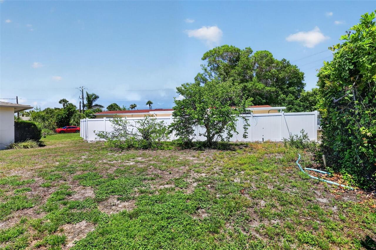 Listing Photo 42