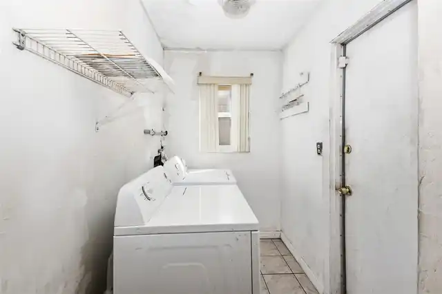 Listing Photo 12