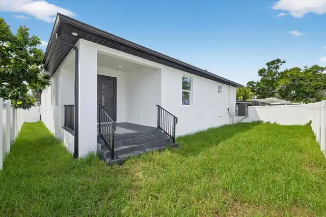 Listing Photo 42