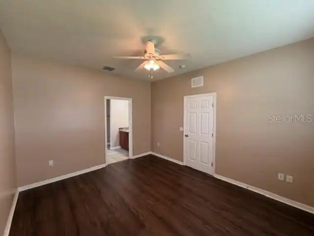 Listing Photo 7