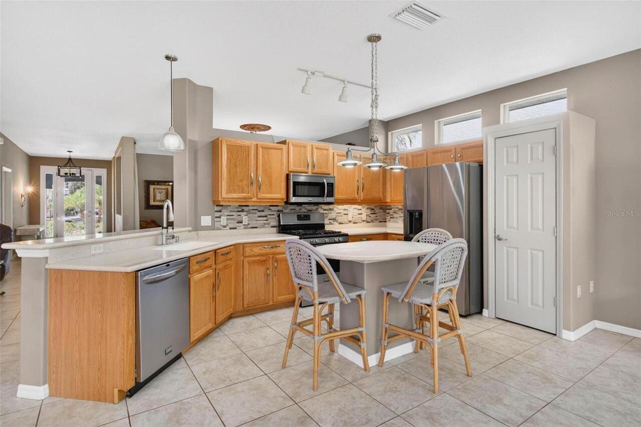Listing Photo 11
