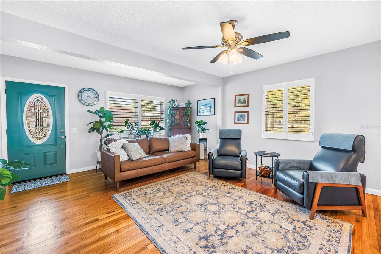 Listing Photo 9