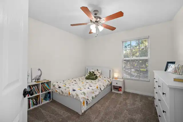 Listing Photo 22