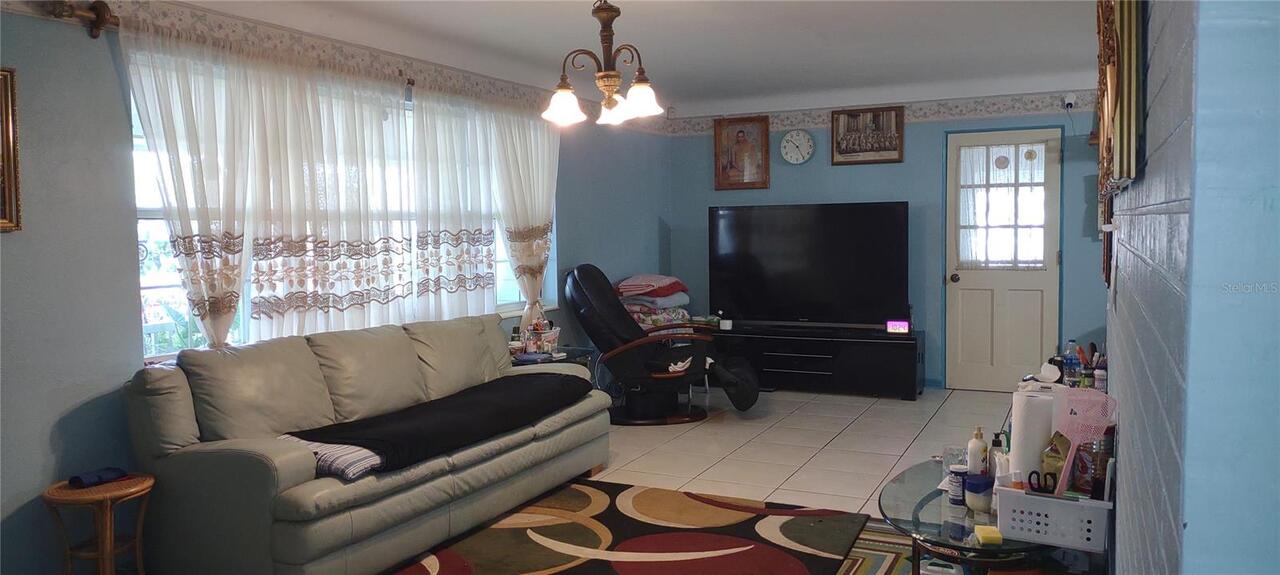 Listing Photo 7