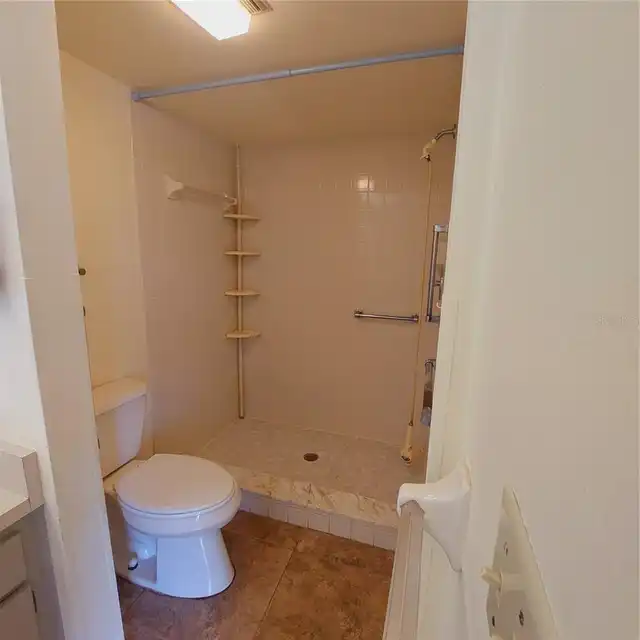 Listing Photo 20