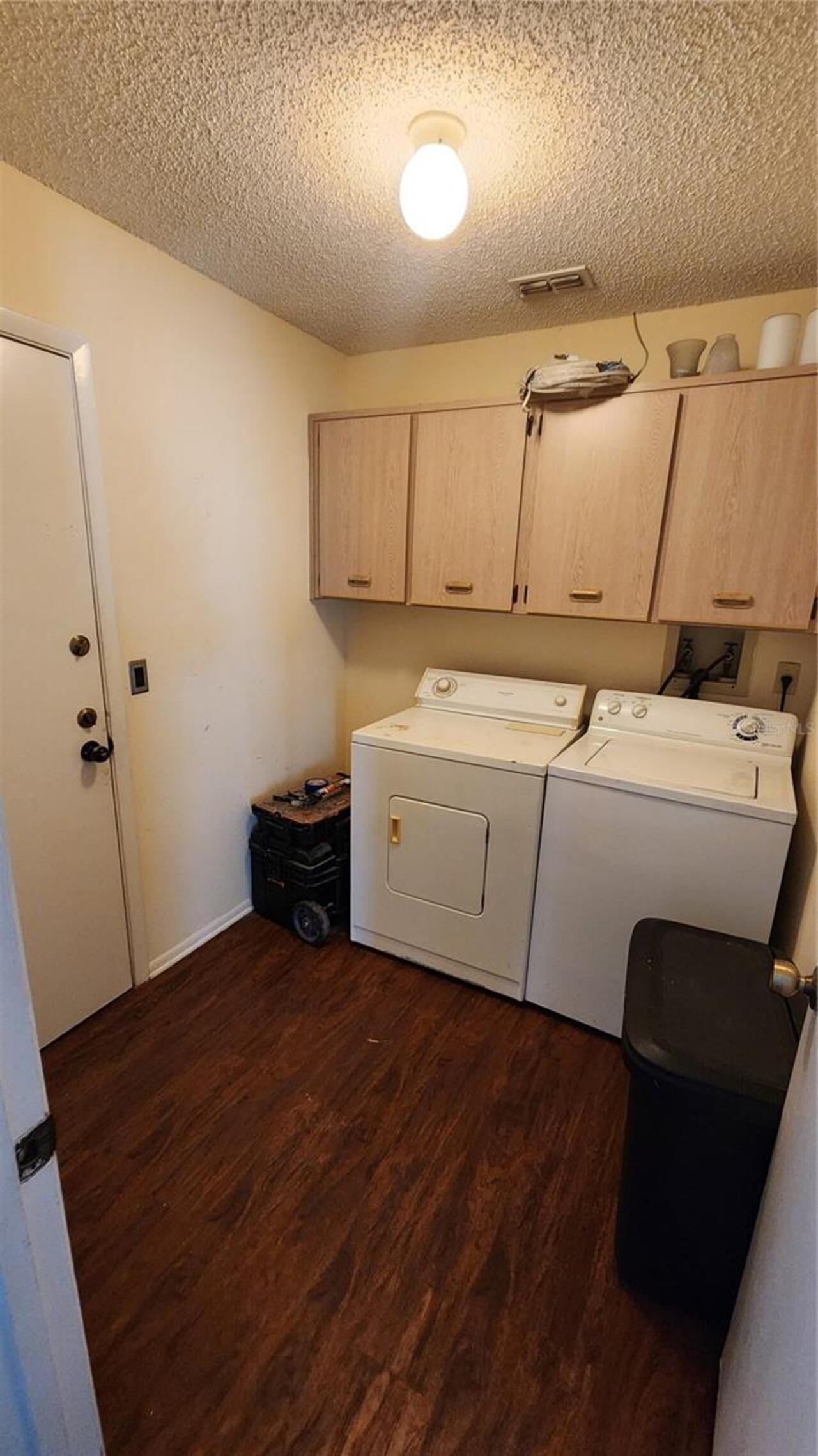 Listing Photo 14