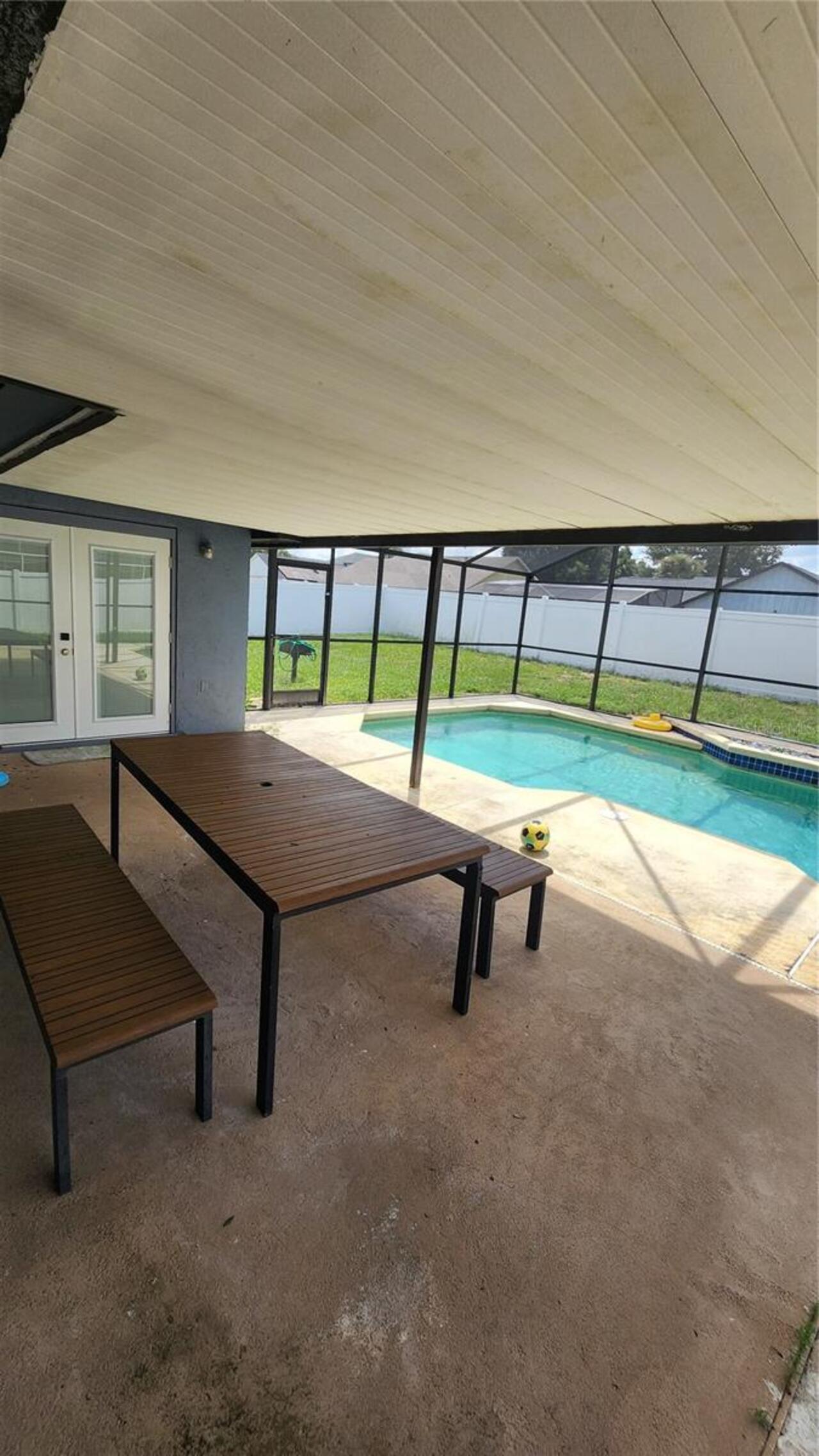 Listing Photo 16