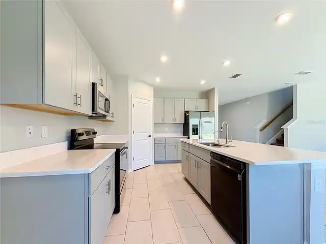 Listing Photo 16