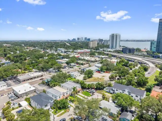 Listing Photo 6