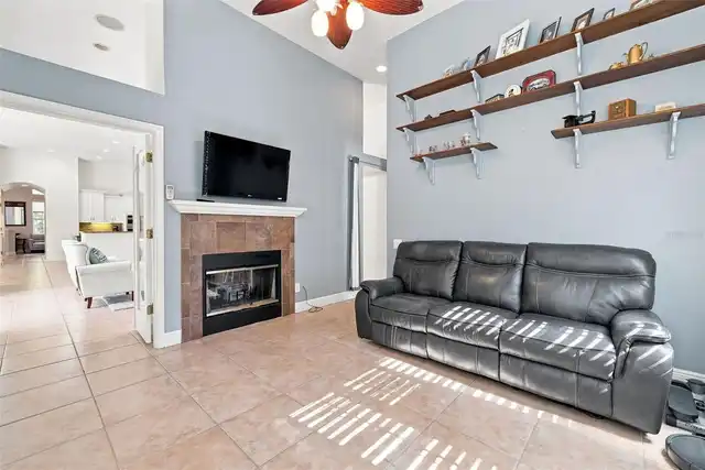 Listing Photo 16